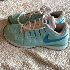 Nike zoom vapor tour